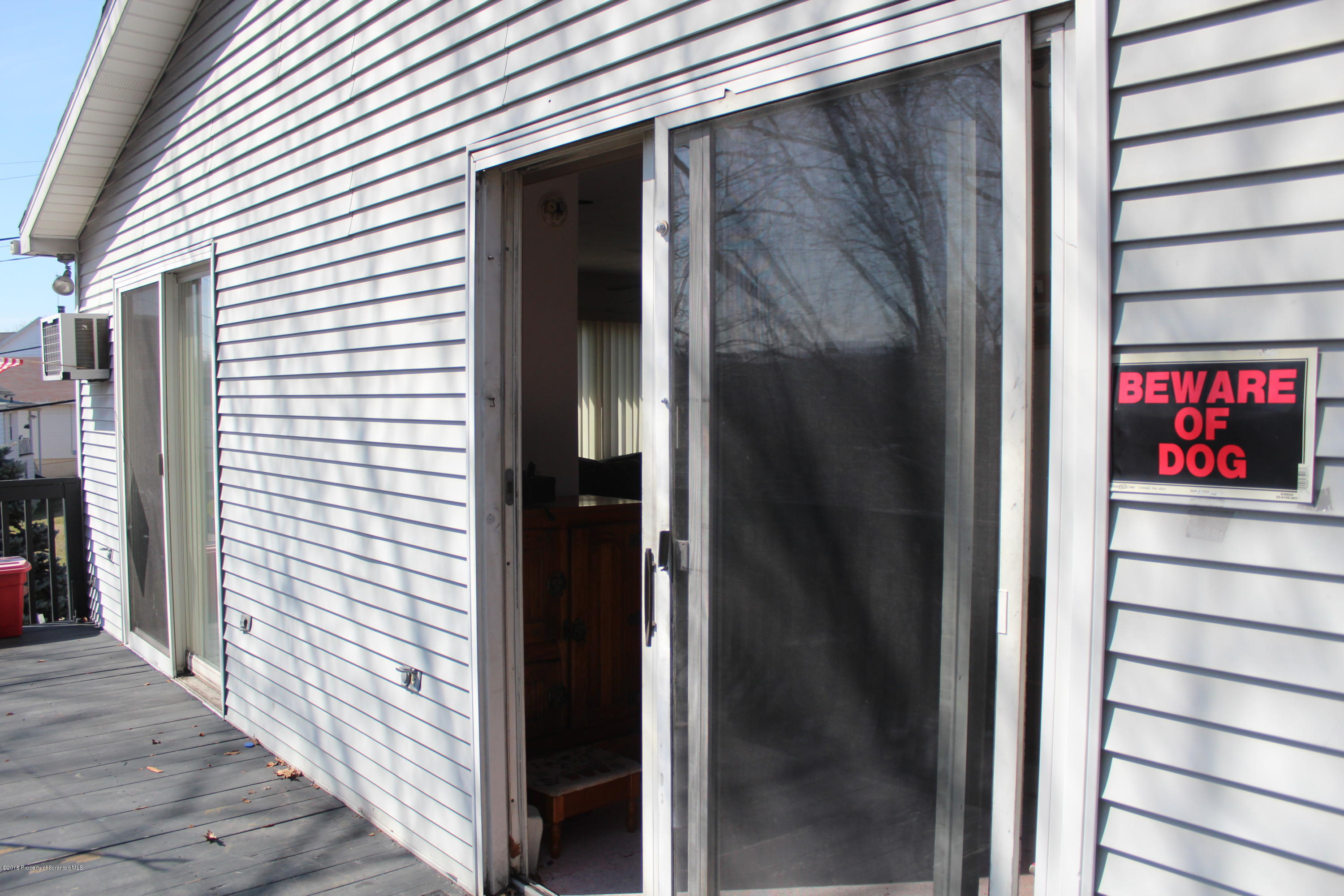 806 Scott Road Dickson City, PA 18519 - Photo 18 of 23 Gallery Image 18