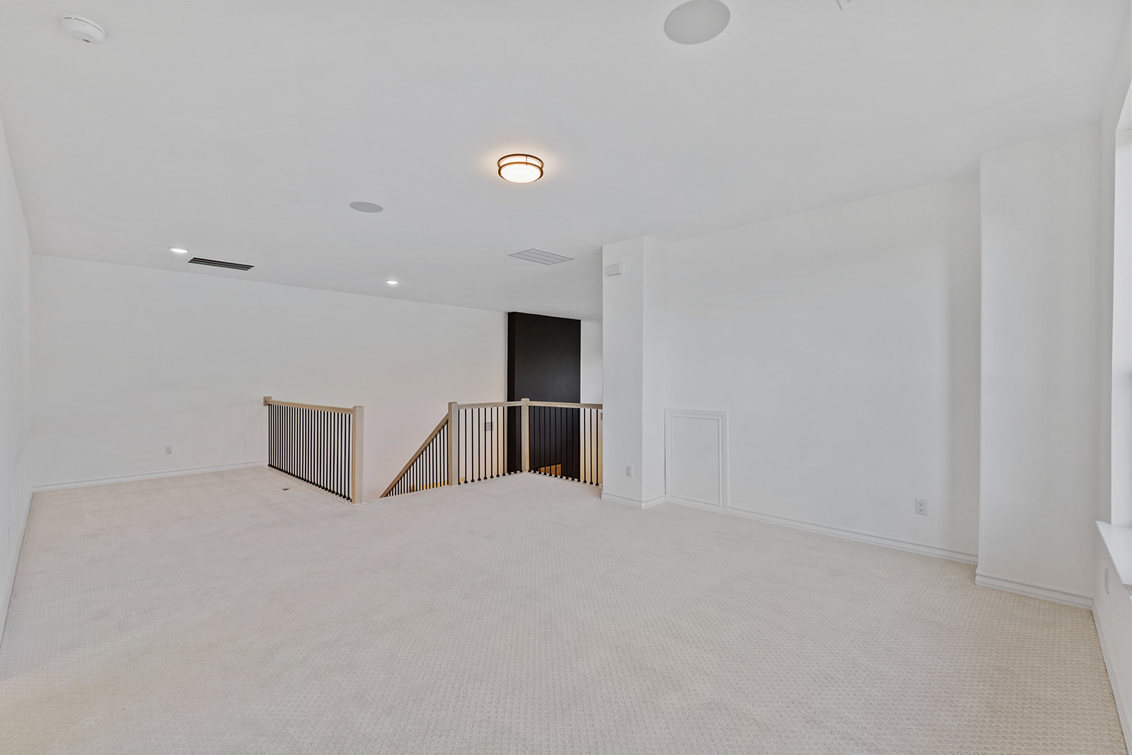 109 Strawberry Lane Georgetown, TX 78628 - Photo 29 of 40 a view of an empty room with a kitchen