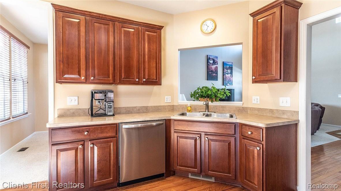 2077 Vanderbilt Road, Unit 24 Canton, MI 48188 - Photo 13 of 45 00__28.jpg