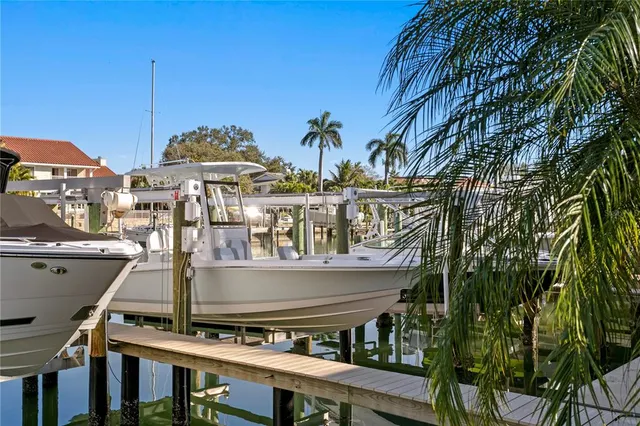 $1,400,000 | 1067 Pinellas Bayway South, St. Petersburg, FL 33715