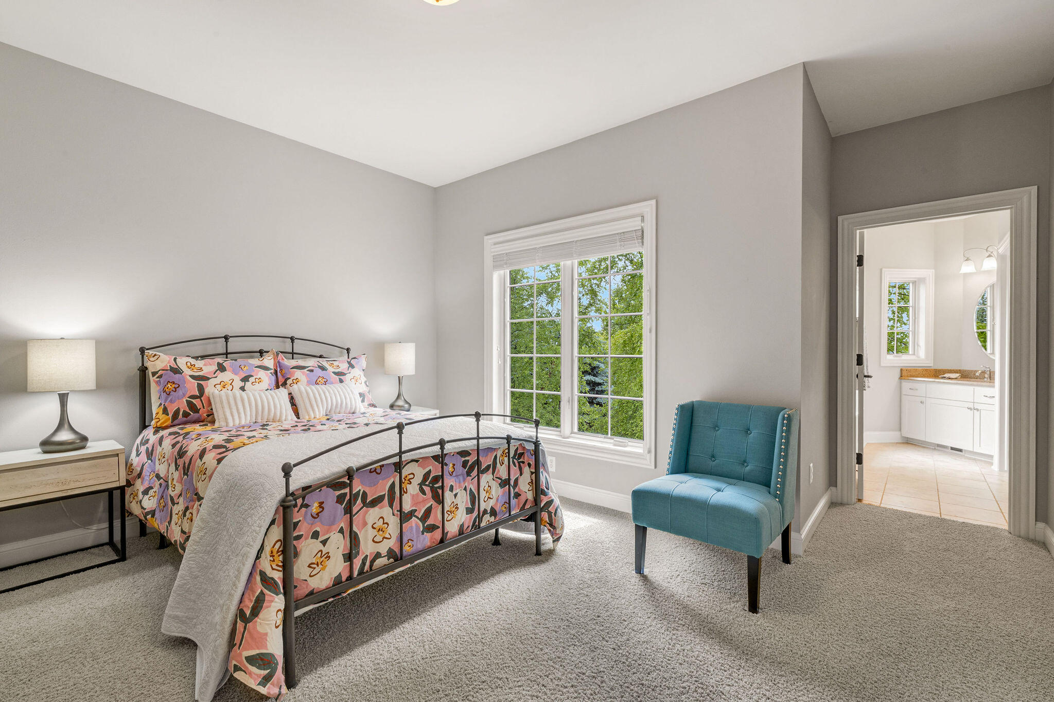 11092 Sutton Ridge Drive Mequon, WI 53097 - Photo 26 of 40 Bedroom III