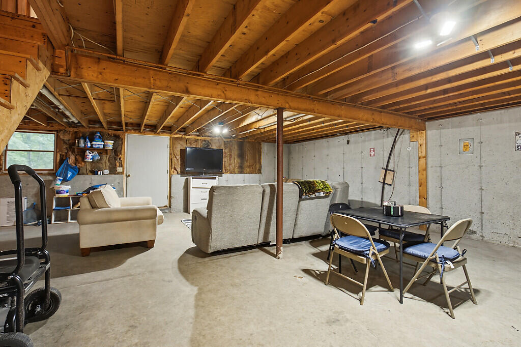 48 Foss Hill Road Benton, ME 04901 - Photo 38 of 46 38_BP5A3967_DxO_mls