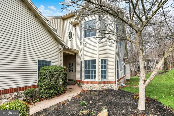 $399,000 | 320 Autumn Chase, Harrisburg, PA 17110