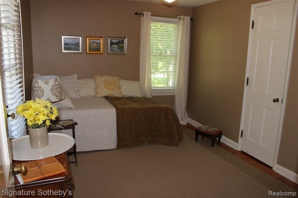 18432 Riverside Drive Franklin, MI 48025 - Photo 14 of 19 Bedroom 3.JPG