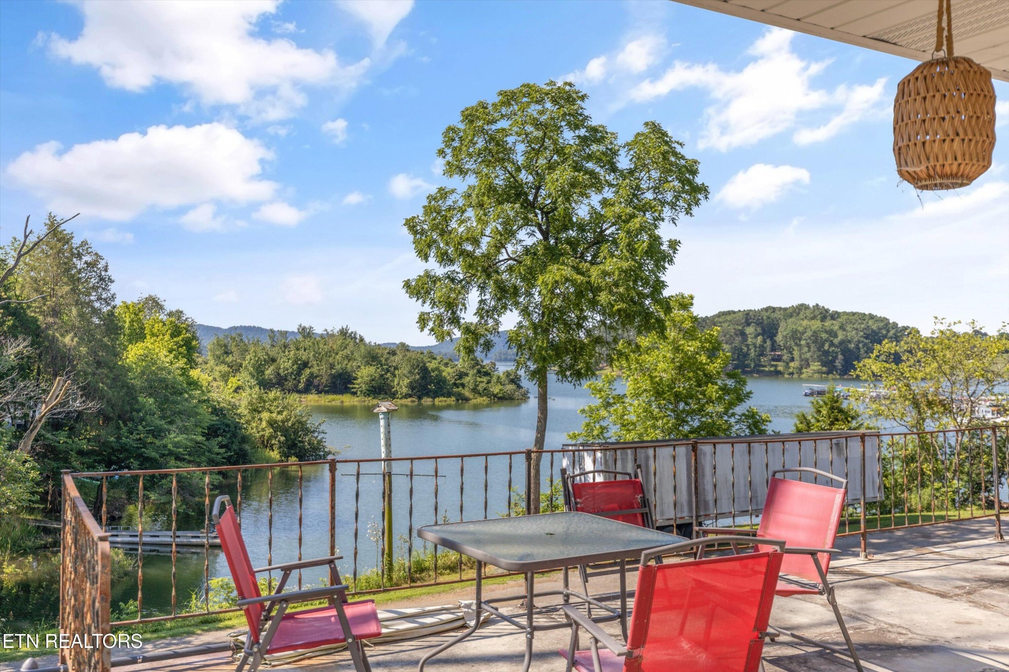 1175 Cardinal Cove Rutledge, TN 37861 - Photo 3 of 41