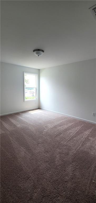 334 Silverleaf Trail Bethlehem, GA 30620 - Photo 8 of 30 an empty room with windows and closet