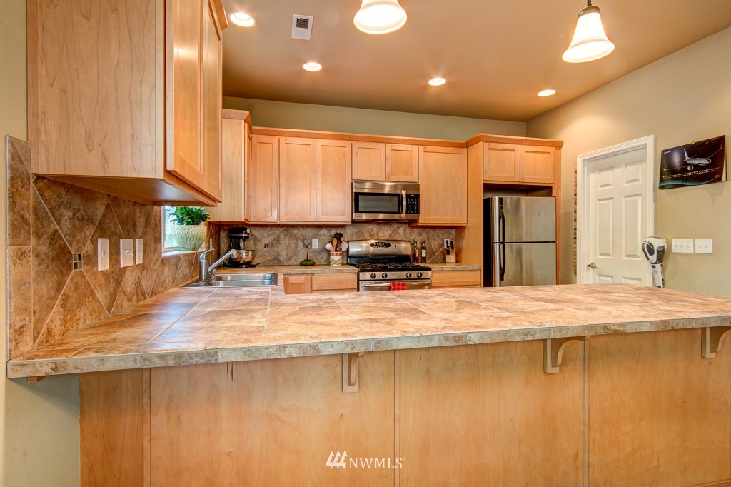 3517 160th Place Southeast Bothell, WA 98012 - Photo 7 of 20
