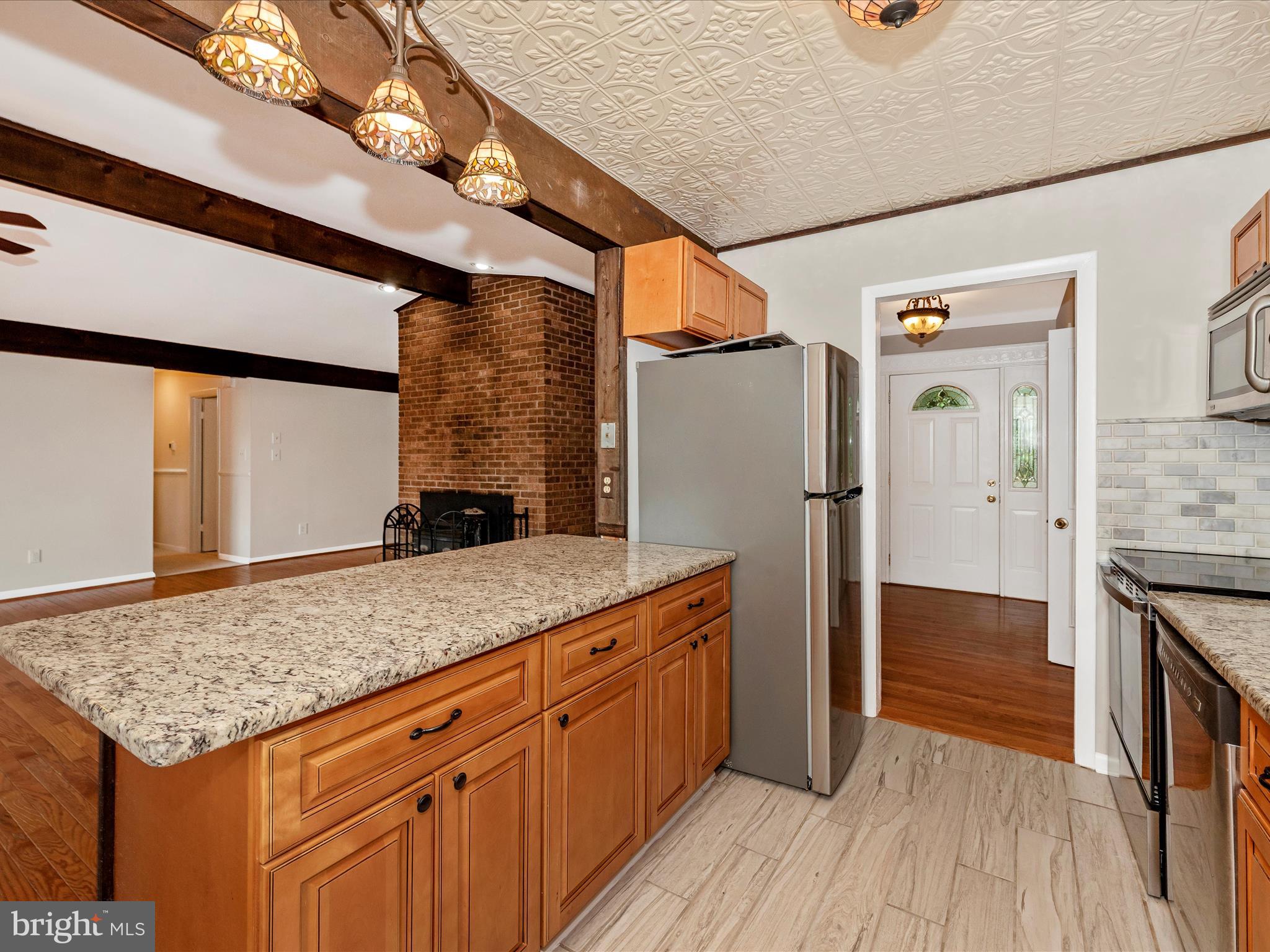 13261 Hunt Ridge Road Ellicott City, MD 21042 - Photo 15 of 48 Kitchen