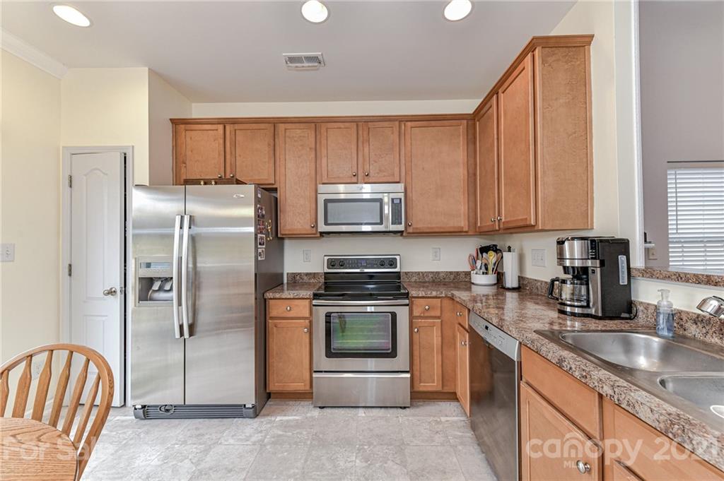 1228 Afternoon Sun Road Matthews, NC 28104 - Photo 6 of 24 Gallery Image 6