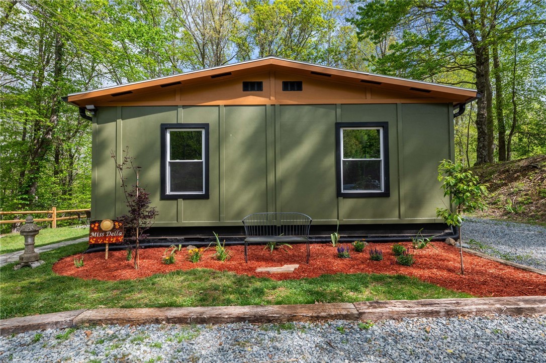 1426 Rainbow Trail Boone, NC 28607 - Photo 36 of 39 Gallery Image 36