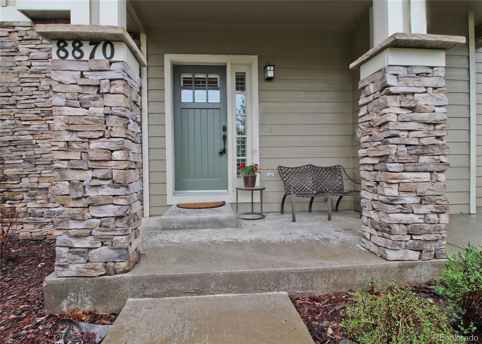 8870 Edinburgh Circle Highlands Ranch, CO 80129 - Photo 2 of 34 Gallery Image 2