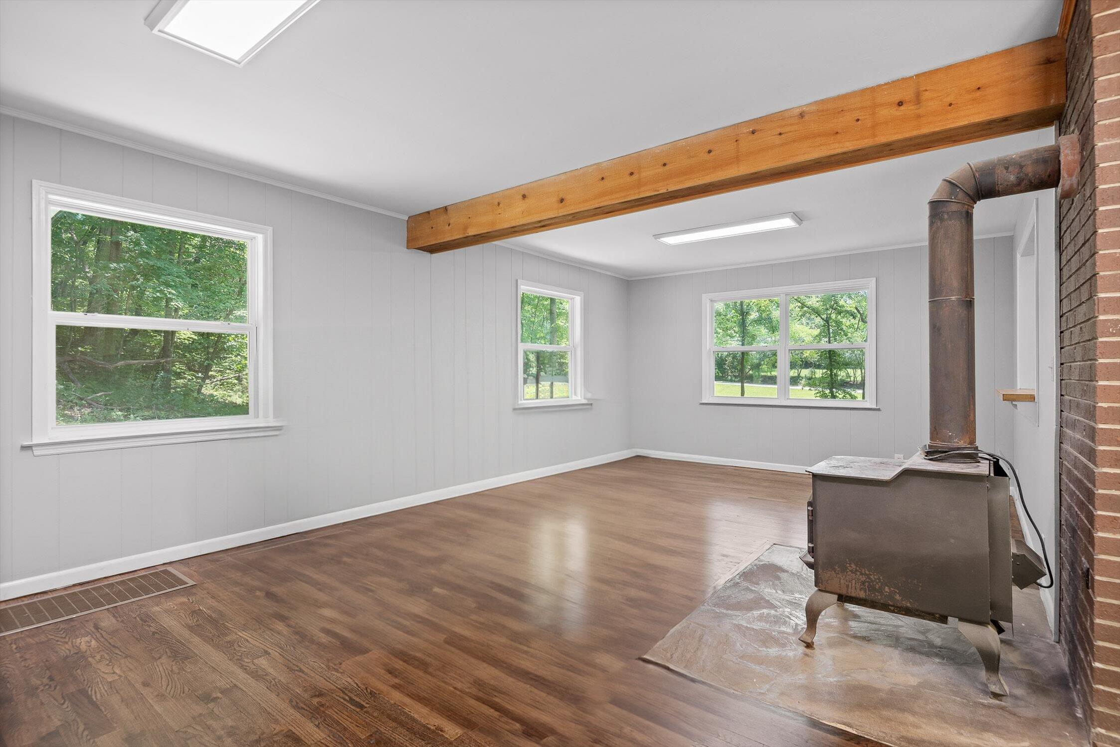 16209 Beck Road Sale Creek, TN 37373 - Photo 23 of 42 Combined Living/Dining Room