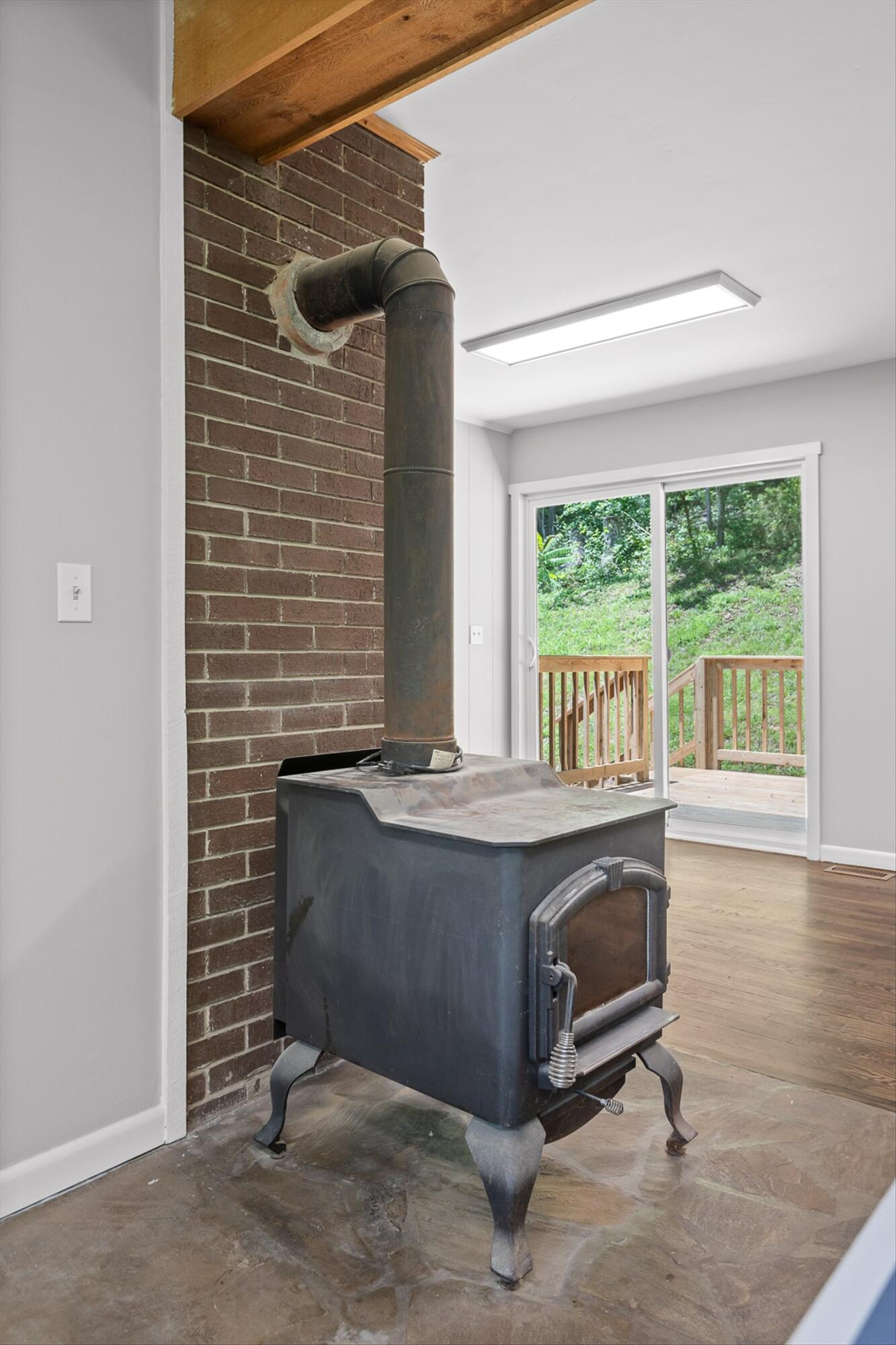 16209 Beck Road Sale Creek, TN 37373 - Photo 34 of 42 Living/Dining Room