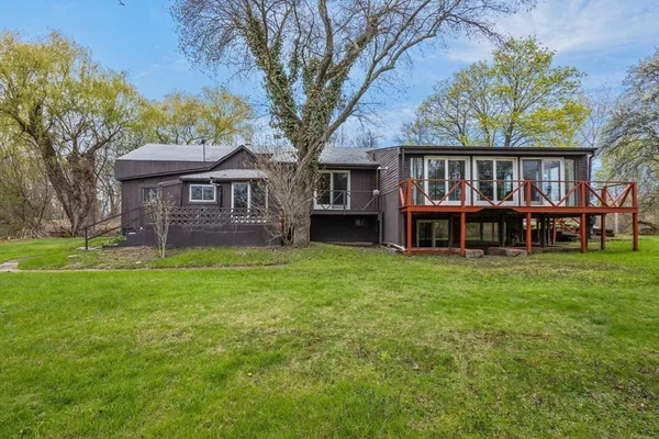 $450,000 | 32 Morris Street, Seekonk, MA 02771