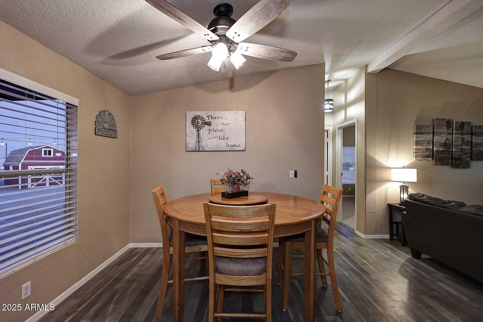 54160 West Barnes Road Maricopa, AZ 85139 - Photo 17 of 37 Dining Area