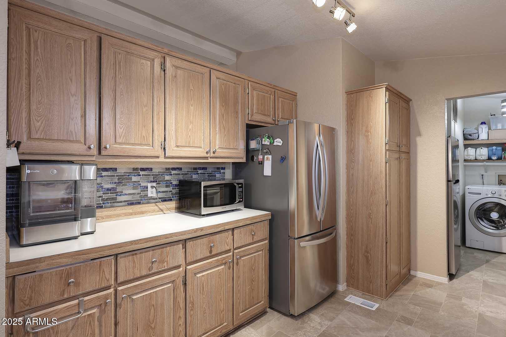 54160 West Barnes Road Maricopa, AZ 85139 - Photo 21 of 37 Kitchen2