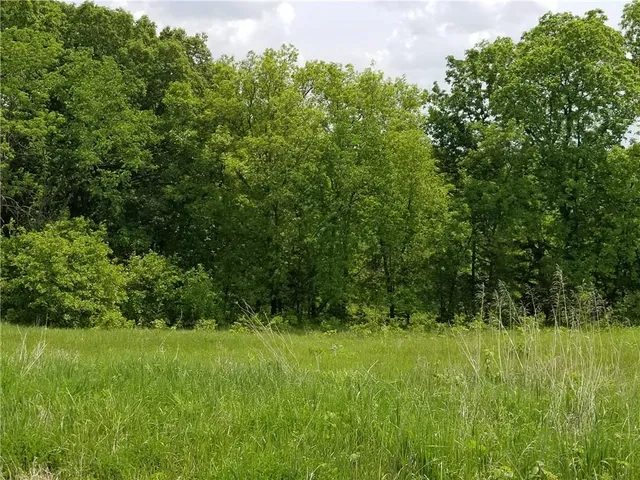 $1,218,190 | West R A Highway, Milan, MO 63556