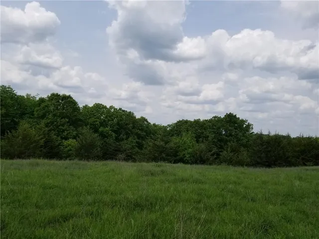 $1,218,190 | West R A Highway, Milan, MO 63556