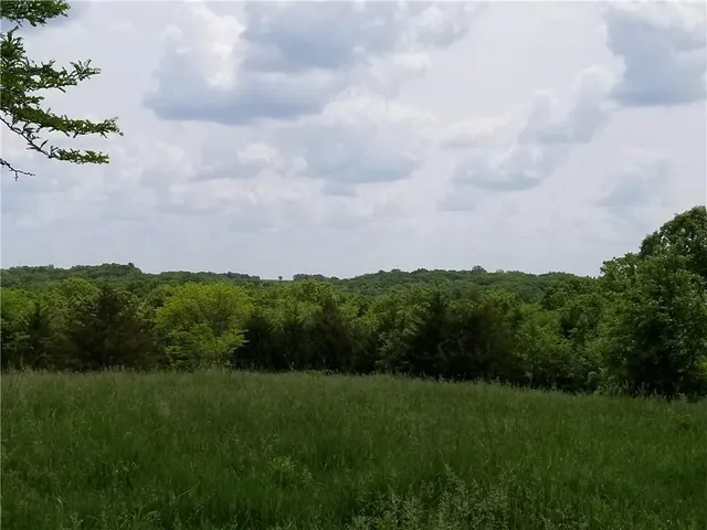 $1,218,190 | West R A Highway, Milan, MO 63556