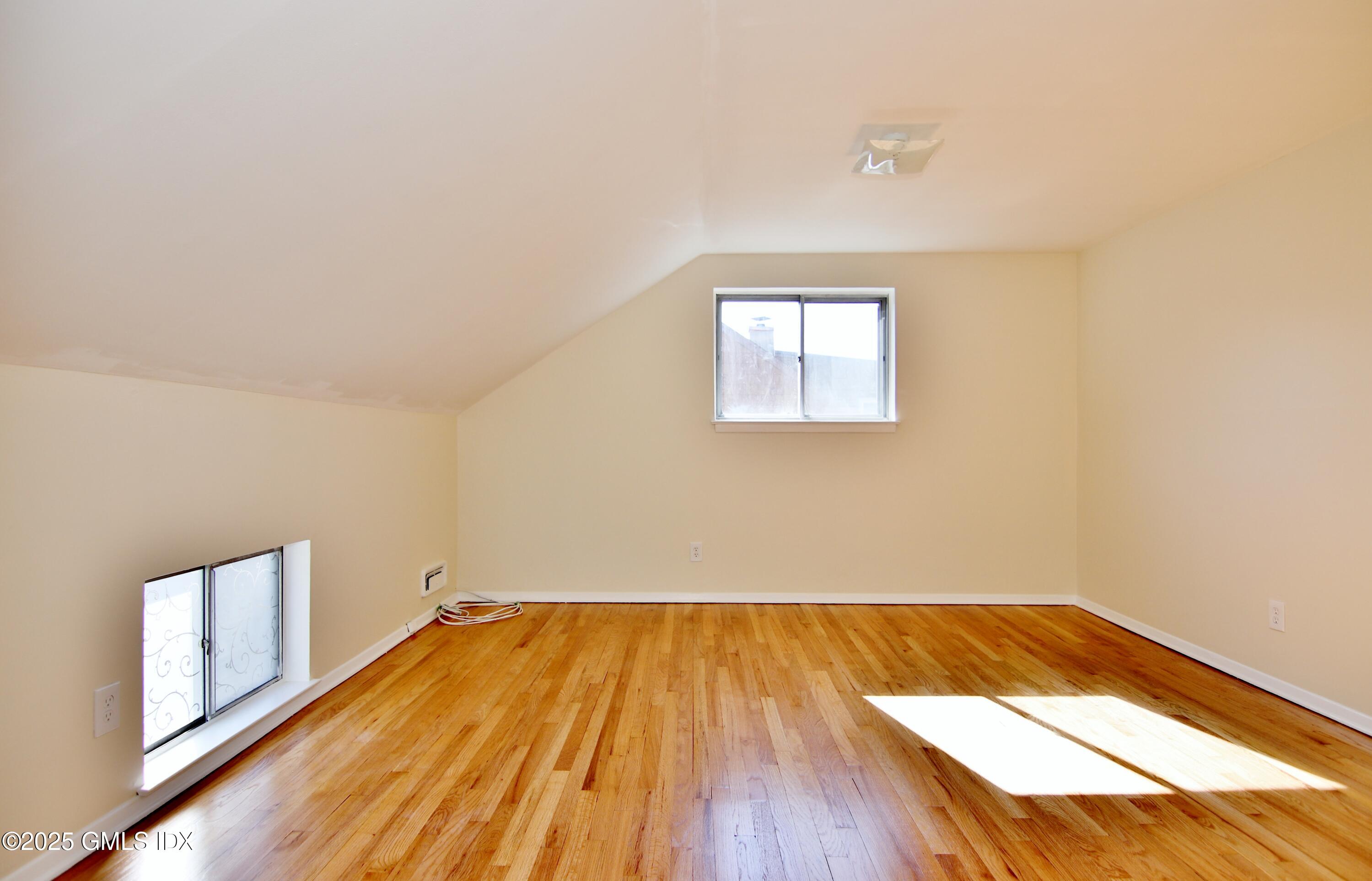 23 Amherst Road Riverside, CT 06878 - Photo 20 of 31 IMG_2442