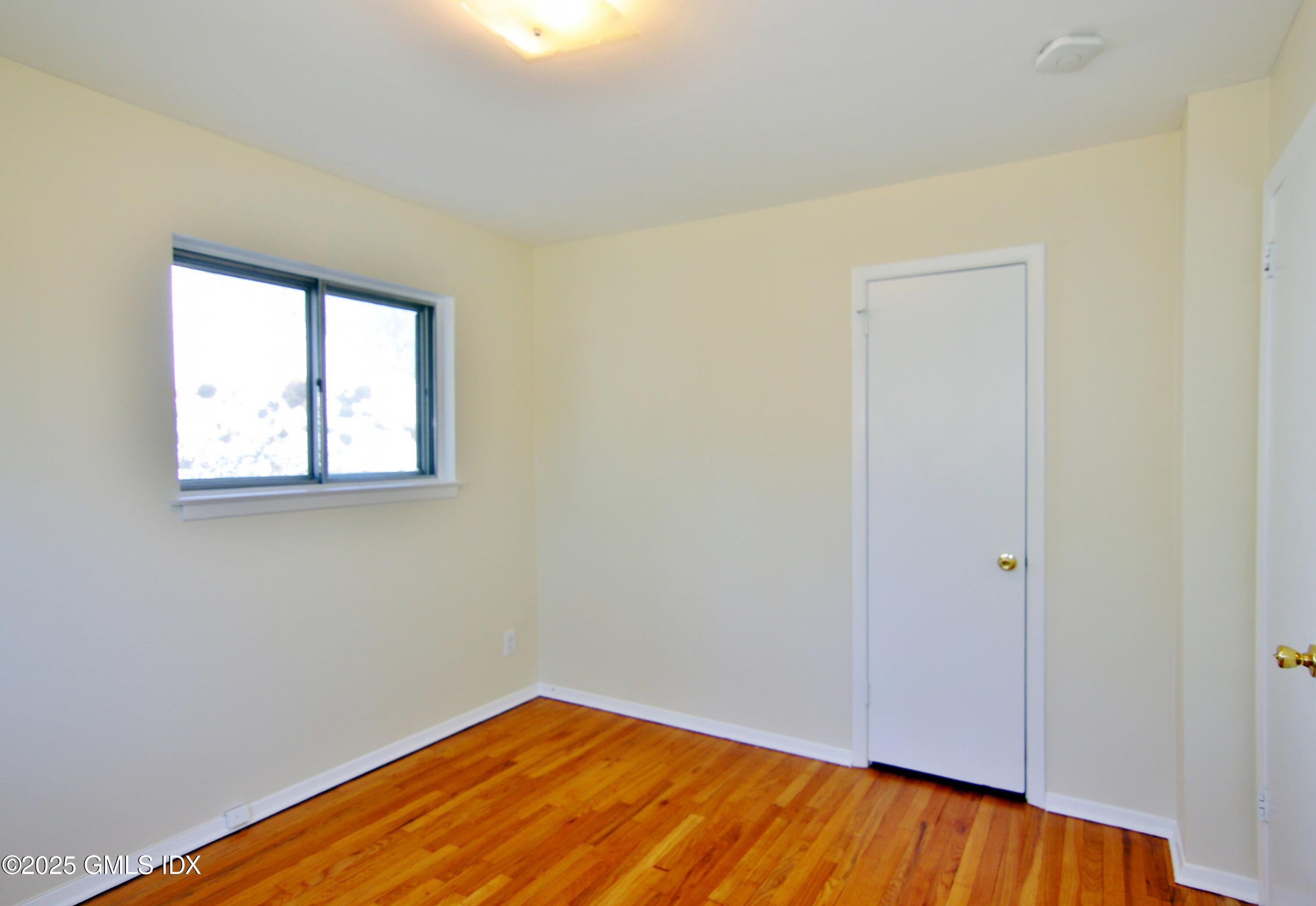 23 Amherst Road Riverside, CT 06878 - Photo 26 of 31 IMG_2458