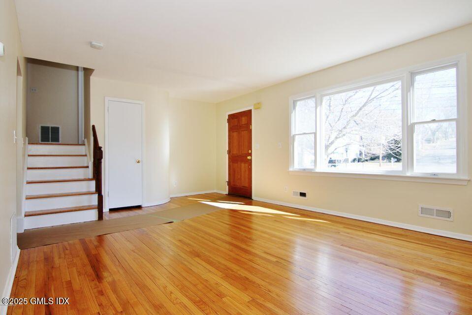 23 Amherst Road Riverside, CT 06878 - Photo 4 of 31 20211015175645806529000000-o