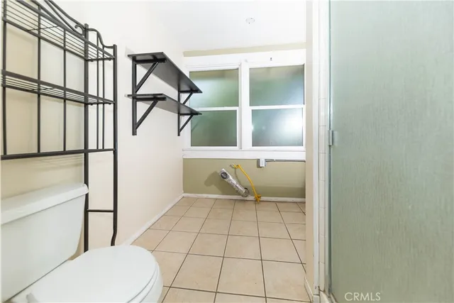 a bathroom with a toilet