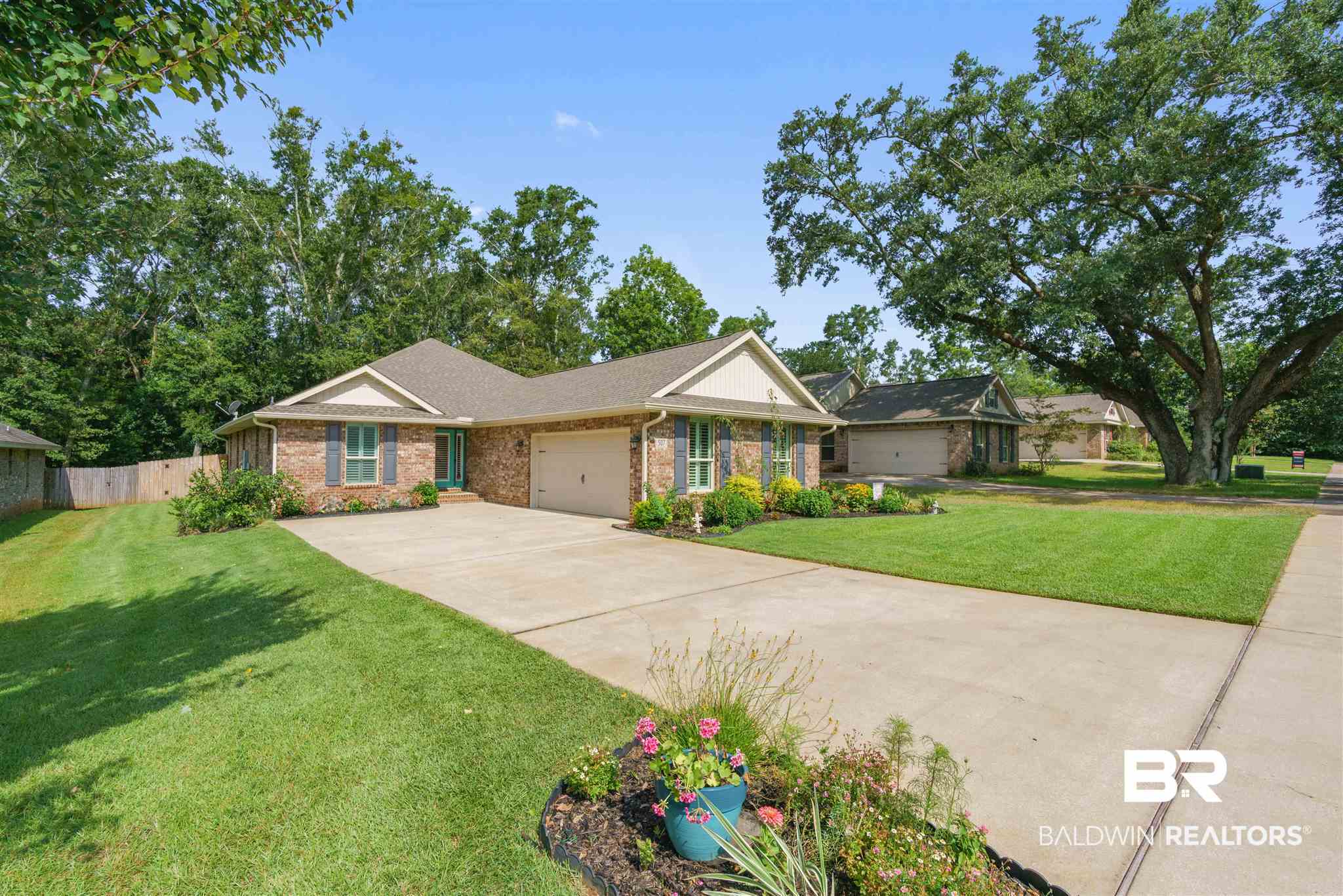 507 Charing Cross Street Fairhope, AL 36532 - Photo 2 of 33