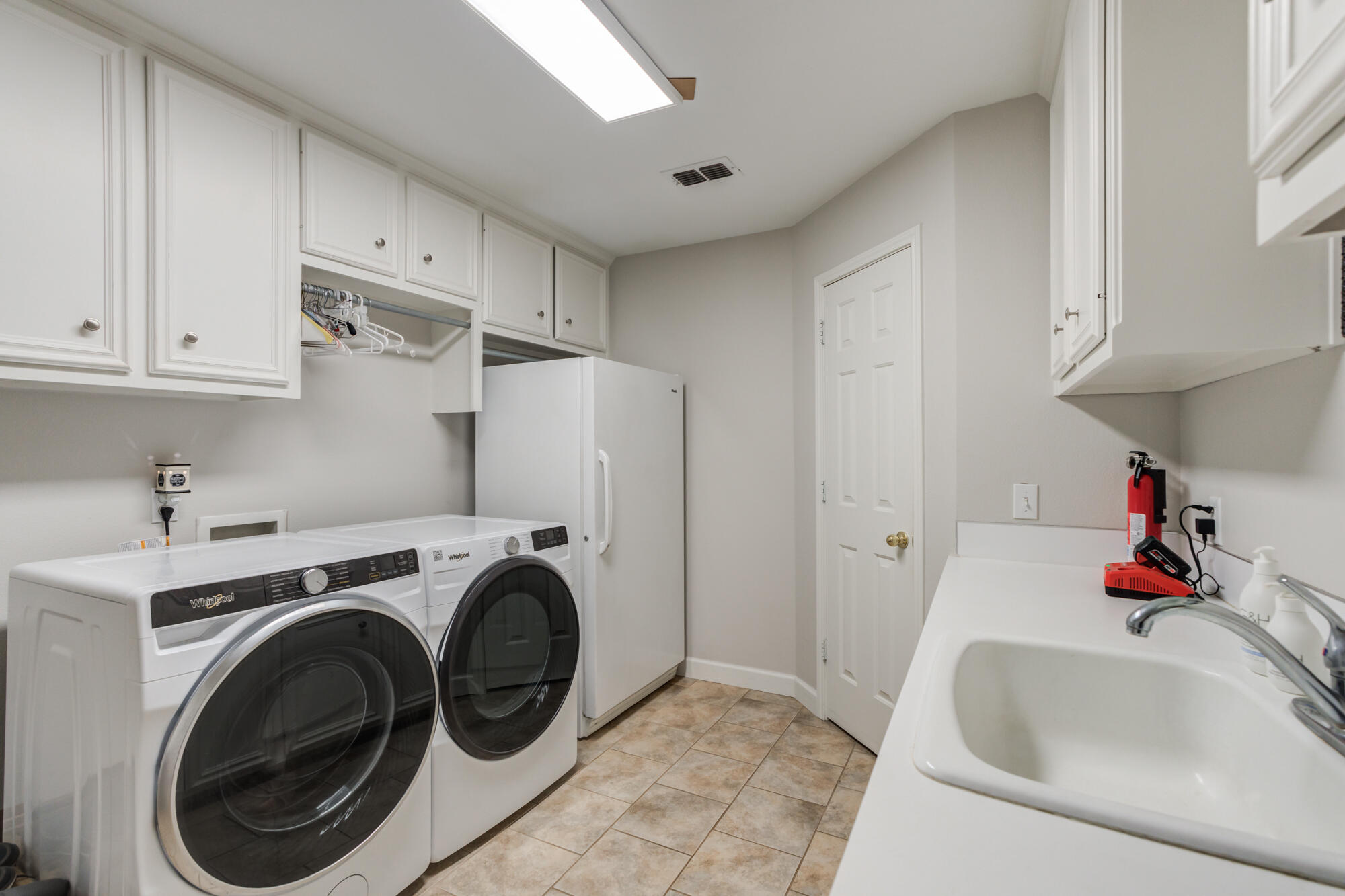 8511 C R 6920 Lubbock, TX 79407 - Photo 48 of 56 8511-CR-6920_Lubbock-TX_26_Laundry-Room