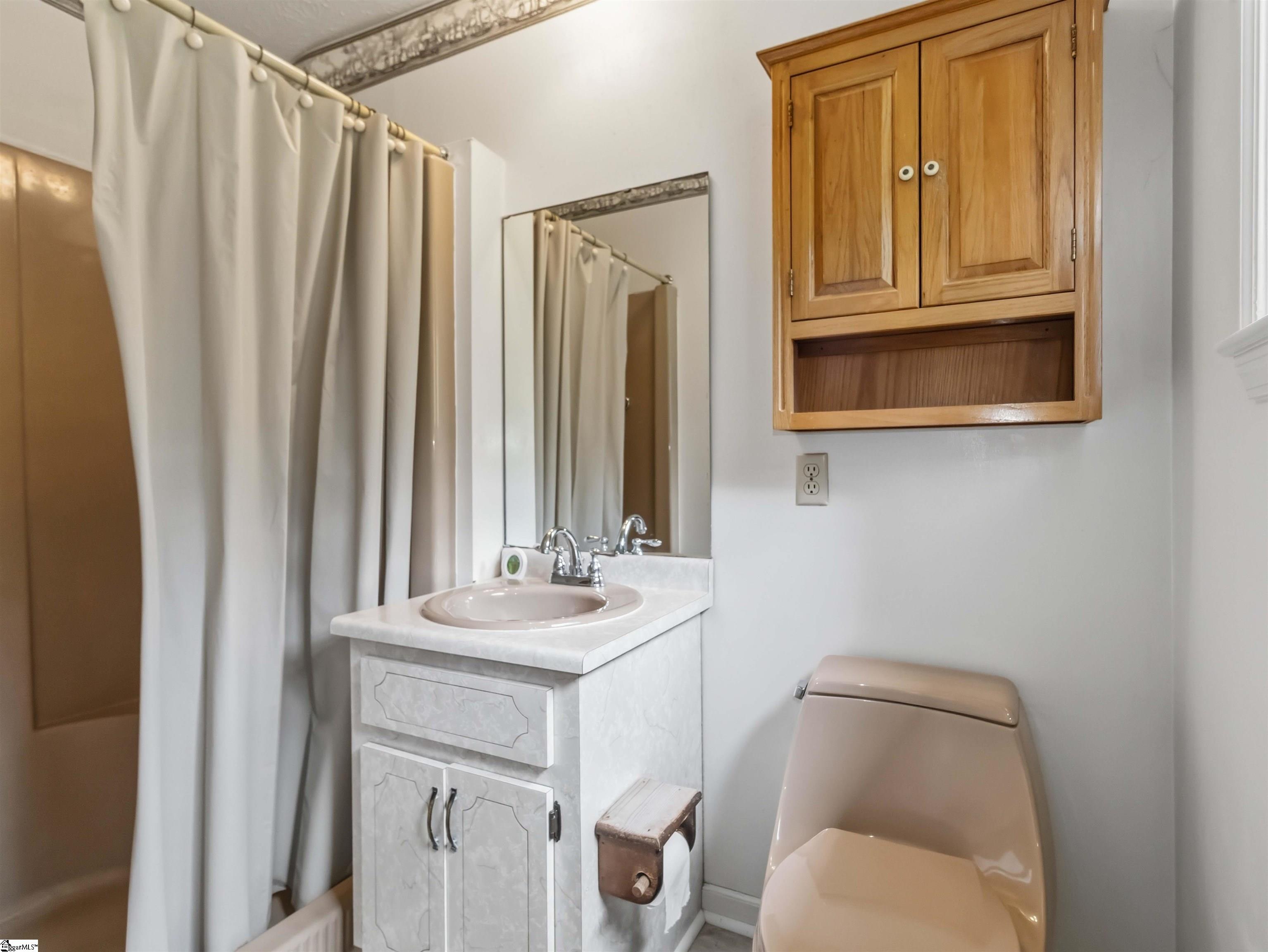 309 Garrison Road Simpsonville, SC 29681 - Photo 15 of 24