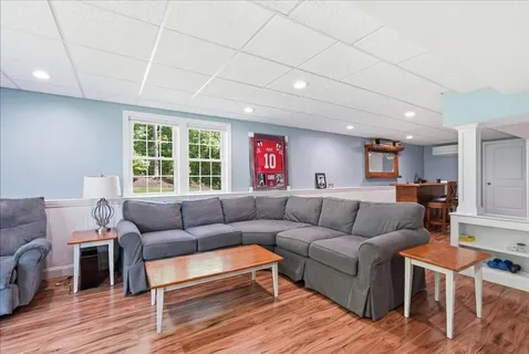 $1,099,000 | 7 Fountain Knoll Lane, Kingston, MA 02364