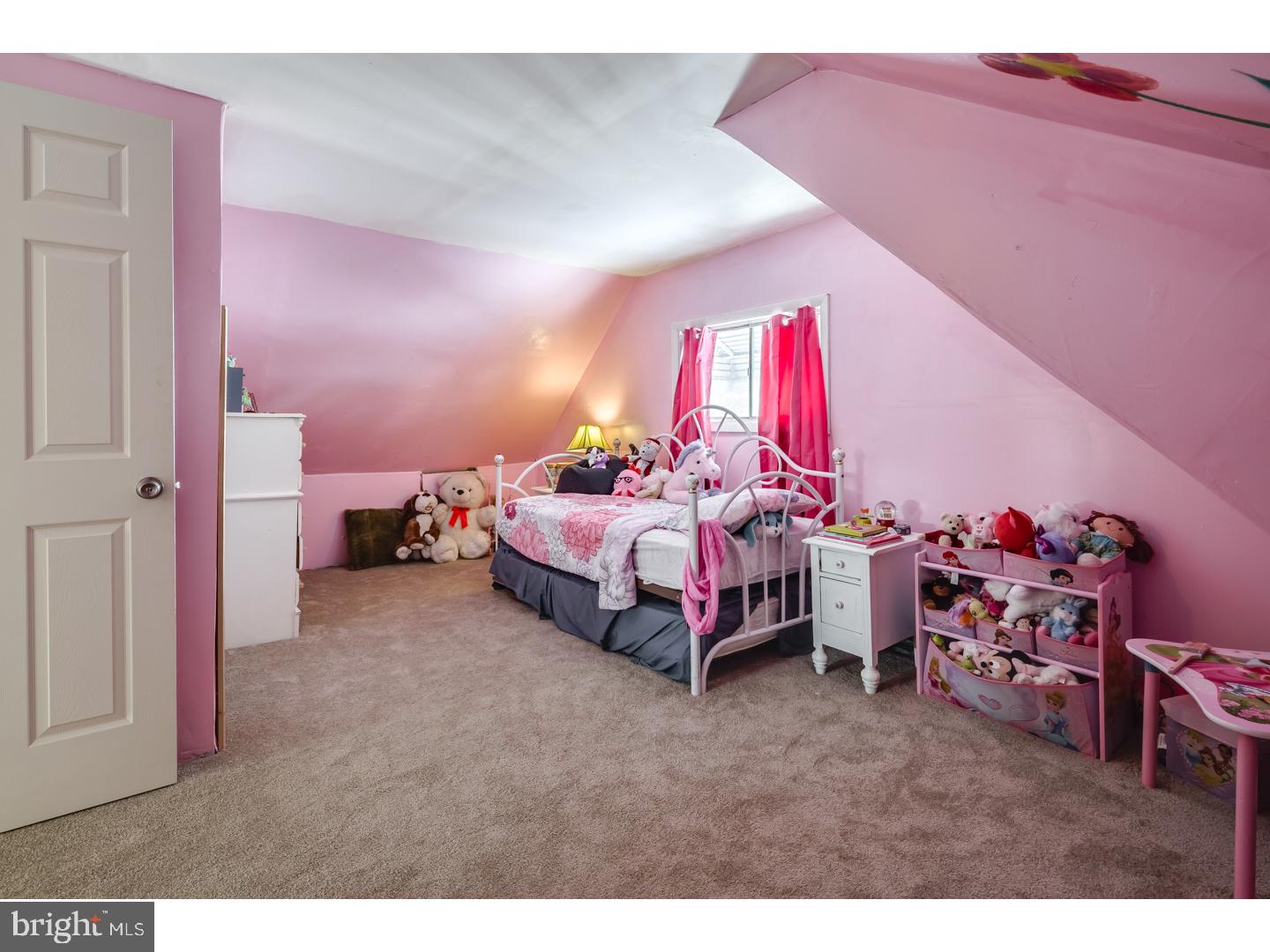 45 Rustleaf Lane Levittown, PA 19055 - Photo 17 of 20 Gallery Image 17