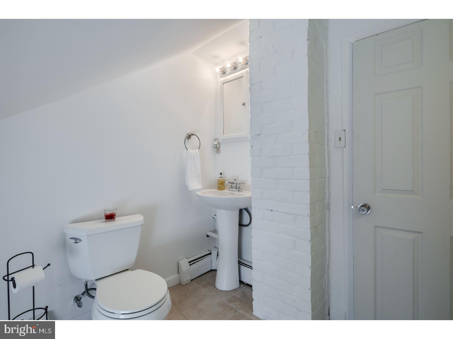 45 Rustleaf Lane Levittown, PA 19055 - Photo 18 of 20 Gallery Image 18