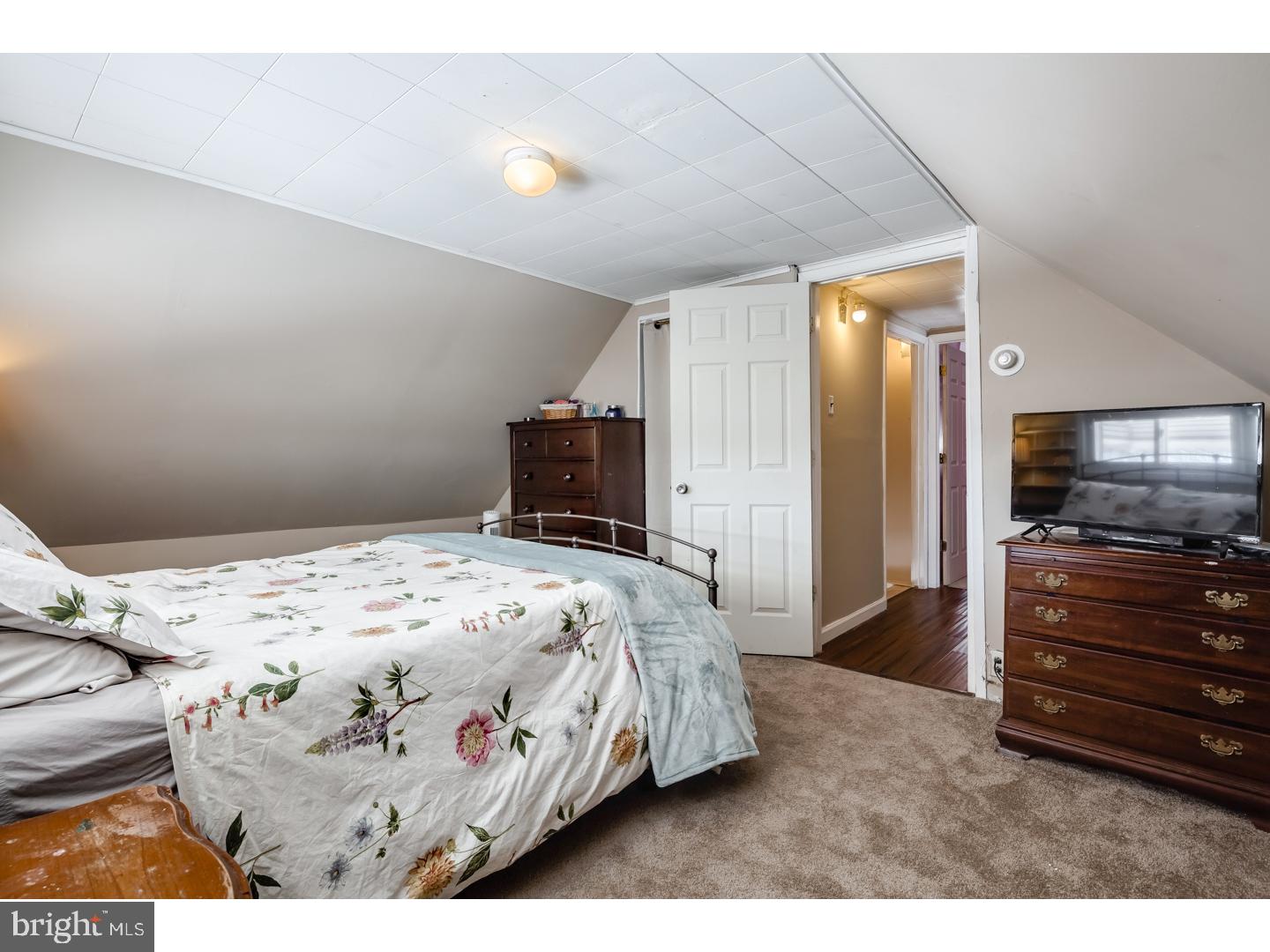 45 Rustleaf Lane Levittown, PA 19055 - Photo 19 of 20 Gallery Image 19