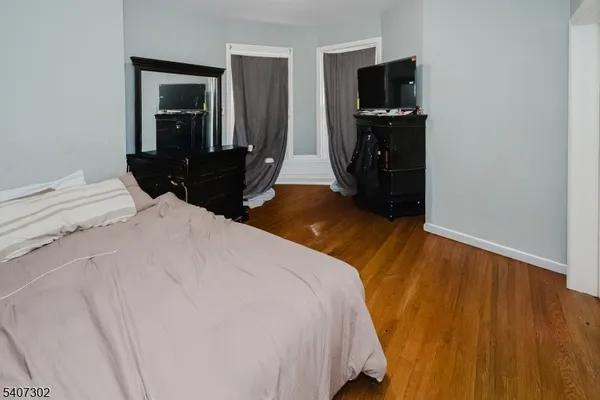 $699,999 | 309 Summer Avenue, Newark, NJ 07104