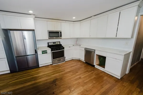 $699,999 | 309 Summer Avenue, Newark, NJ 07104