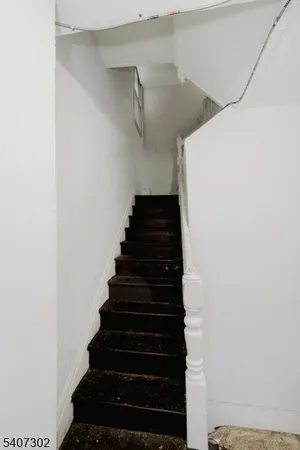 $699,999 | 309 Summer Avenue, Newark, NJ 07104