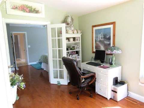 8144 Calkins Road Flint, MI 48532 - Photo 14 of 59 20434625-13.JPG