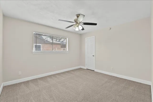 $330,000 | 15514 Diana Lane, Houston, TX 77062