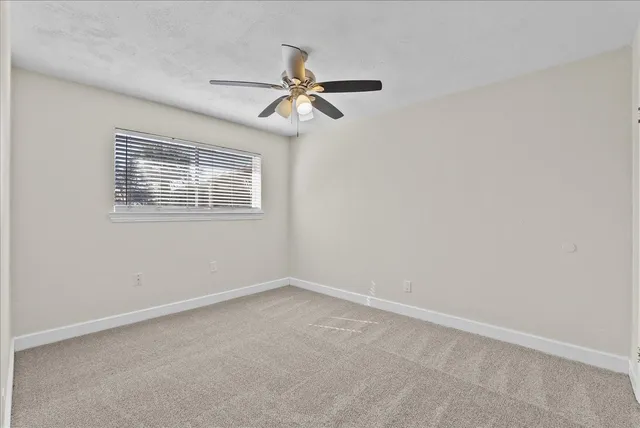 $330,000 | 15514 Diana Lane, Houston, TX 77062