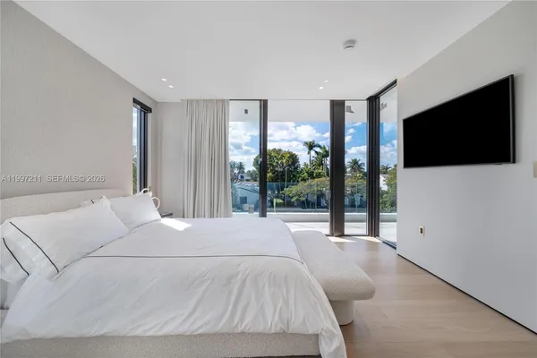 $45,000 | 1045 West 47th Court, Miami Beach, FL 33140