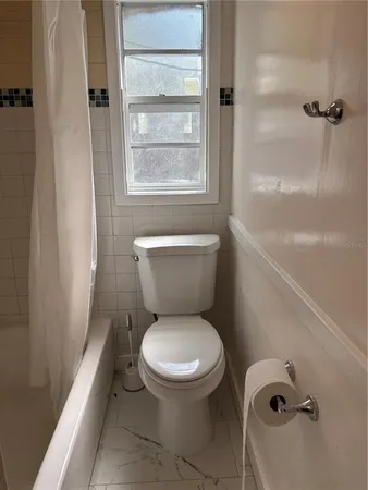 $1,800 | 2162 46th Avenue North, St. Petersburg, FL 33714