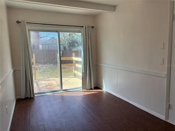 $1,800 | 2162 46th Avenue North, St. Petersburg, FL 33714