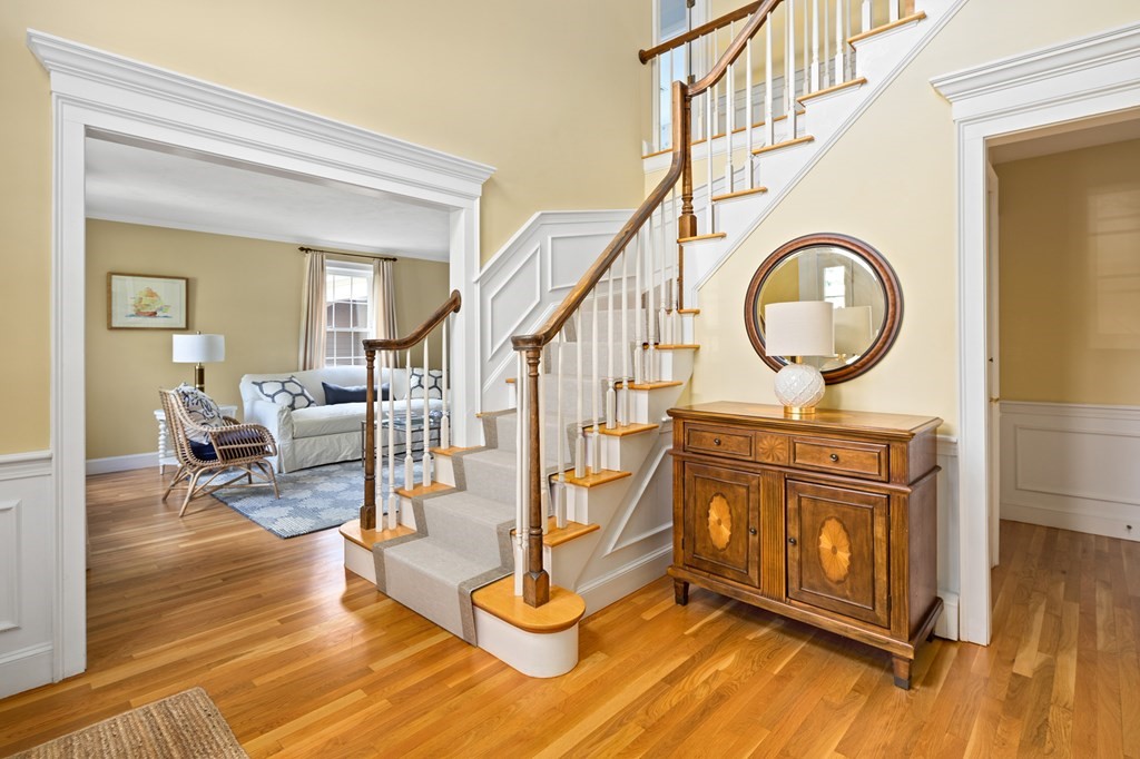5 Cutter Hill Road Hingham, MA 02043 - Photo 4 of 42 Gallery Image 4