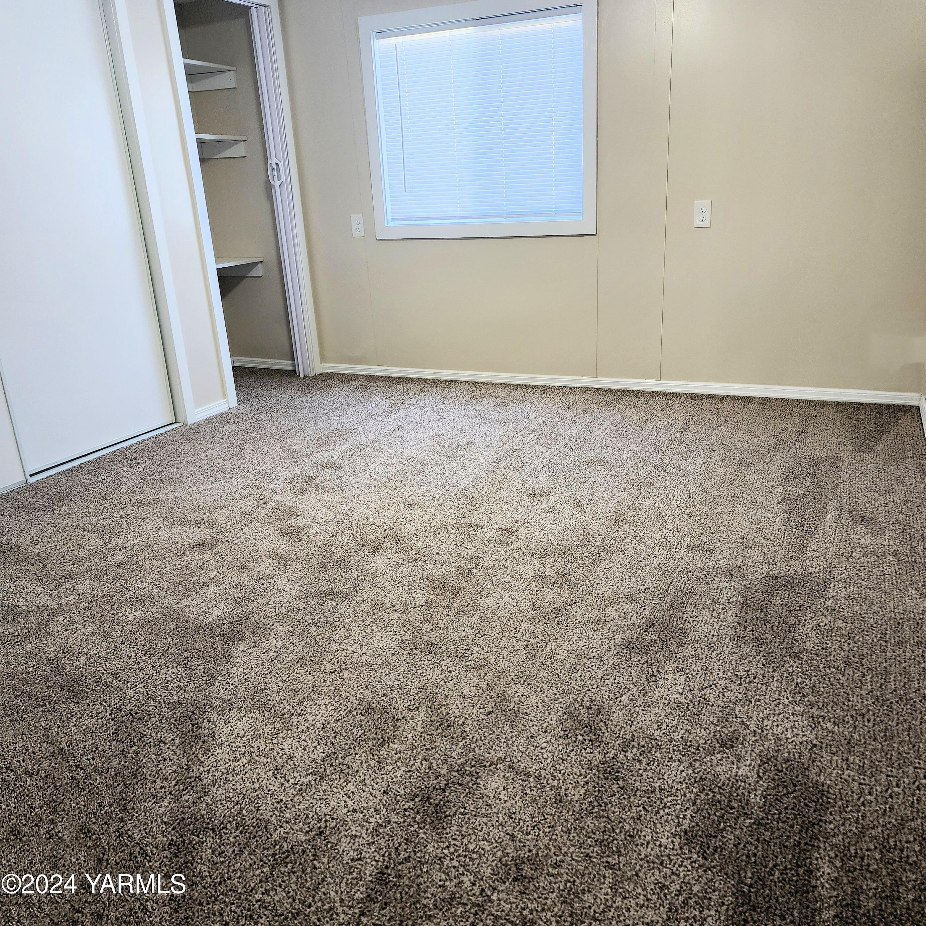 181 Schut Road, Unit 34 Moxee, WA 98936 - Photo 11 of 18 a view of an empty room