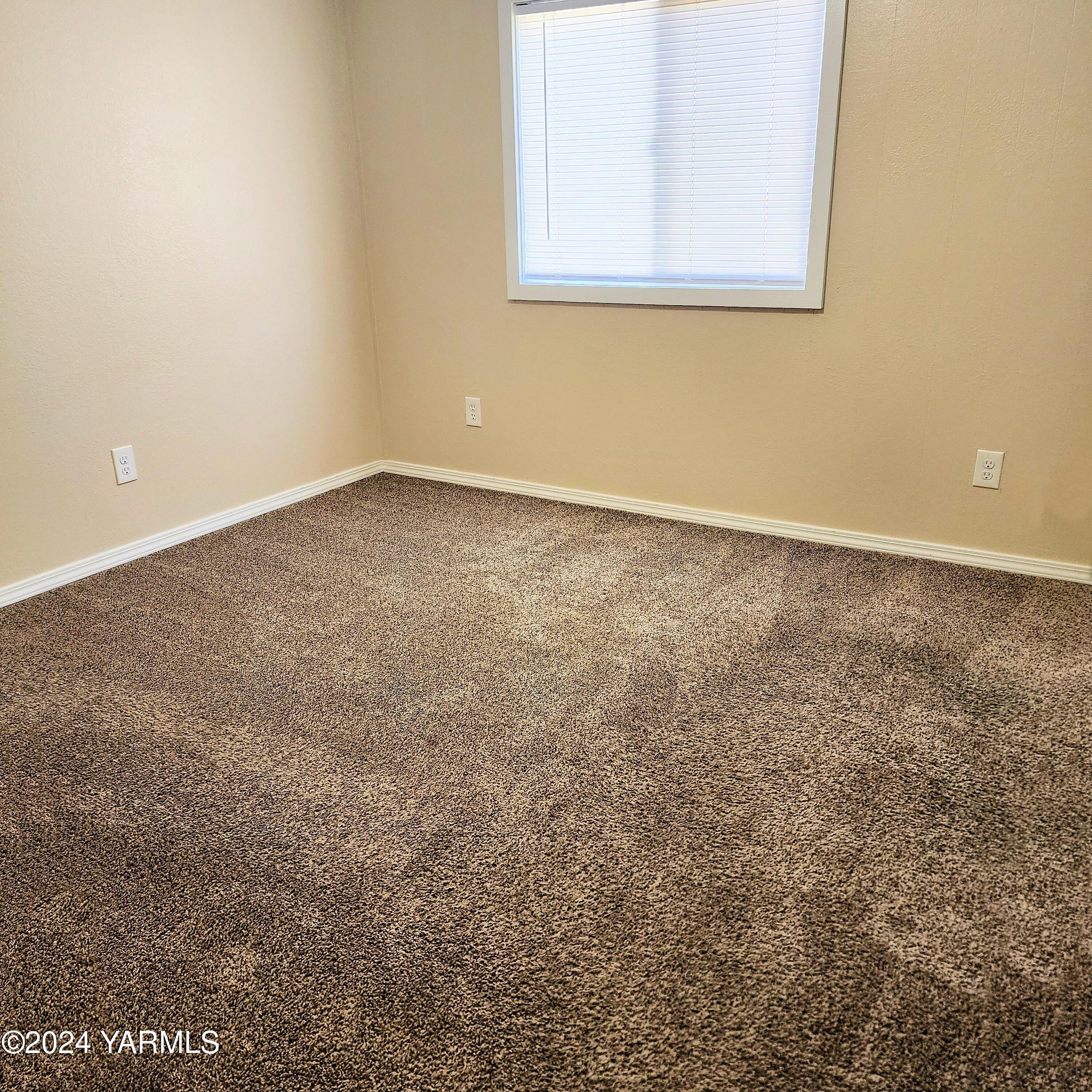181 Schut Road, Unit 34 Moxee, WA 98936 - Photo 13 of 18