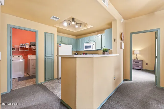 $299,990 | 3830 East Lakewood Parkway East, Unit 2173, Phoenix, AZ 85048