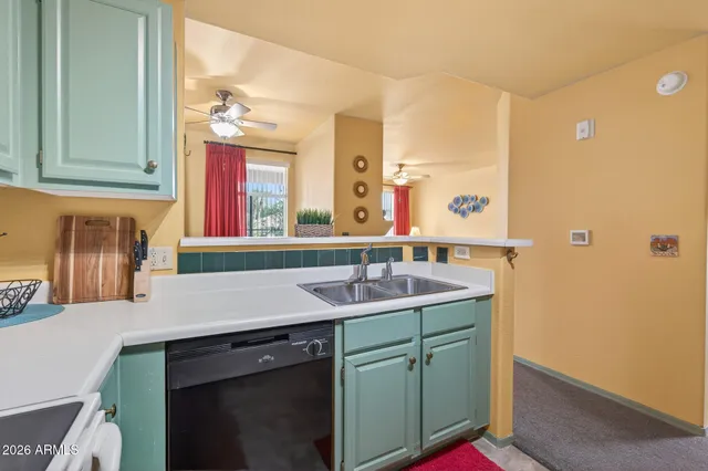 $299,990 | 3830 East Lakewood Parkway East, Unit 2173, Phoenix, AZ 85048