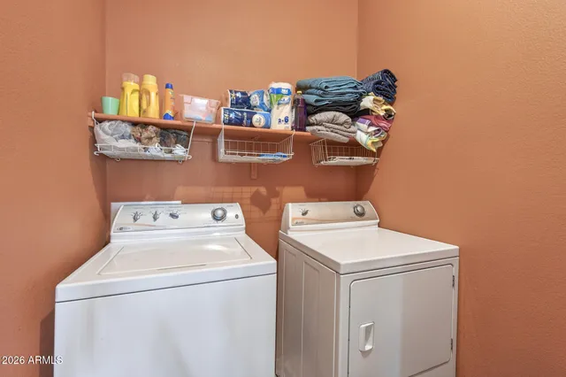 $299,990 | 3830 East Lakewood Parkway East, Unit 2173, Phoenix, AZ 85048