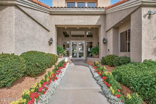 $299,990 | 3830 East Lakewood Parkway East, Unit 2173, Phoenix, AZ 85048